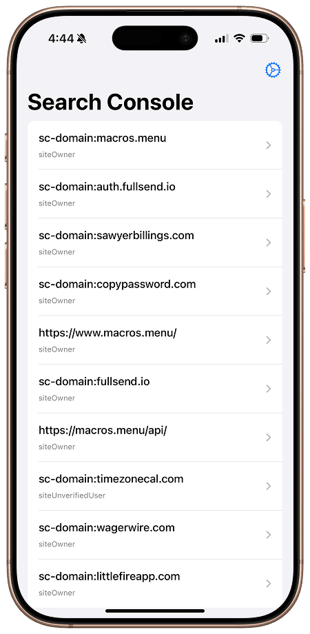 Search Console iOS App Screenshot showcasing the app's analytics graphs
